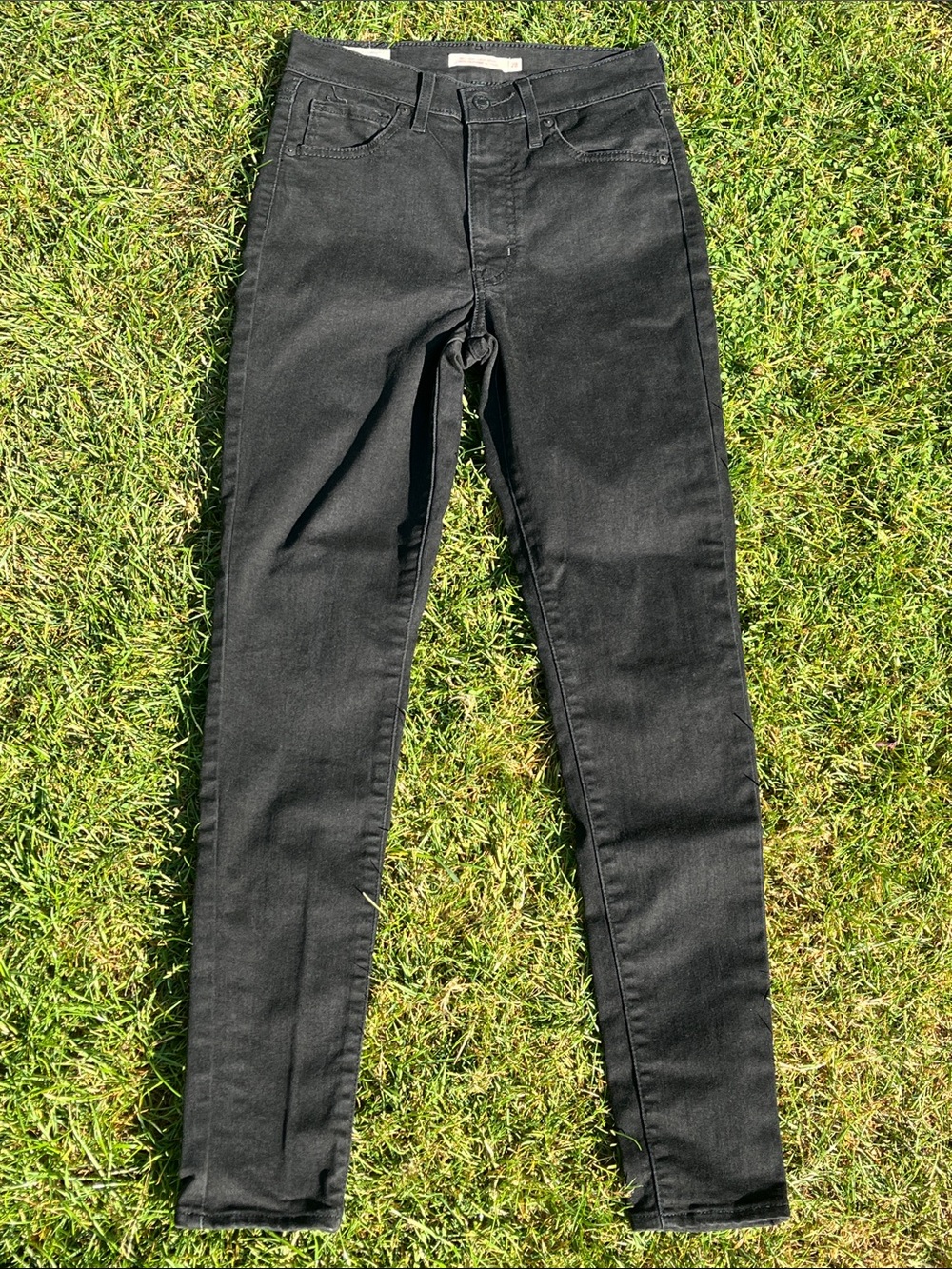 Levi’s Mile High Super Skinny (28)